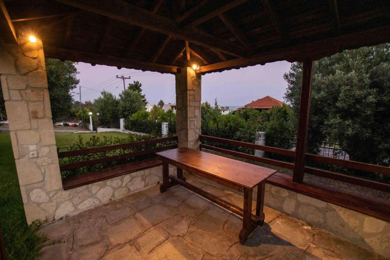 Villa Katerina'S Garden Mola Kaliva Exterior foto